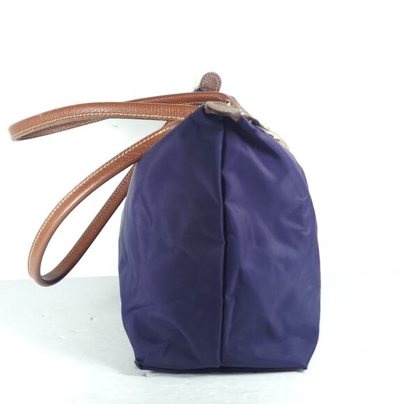 Longchamp Le Pliage Eggplant Nylon Medium Top Handle Travel Tote Purse Handbag - Picture 4 of 16